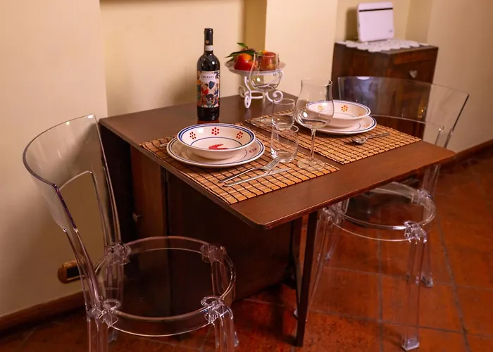 Navona Little Home